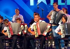 Grupa harmonikaša iz Republike Srpske