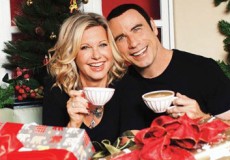 Travolta i Olivija na omotu božićnog albuma
